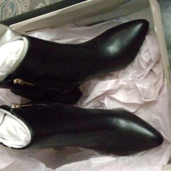 Bandolino women's black booties Sz 5 New - Picture 12 of 17